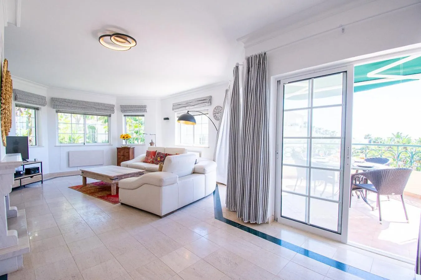42 Presa Do Moura - Elegant 2-Bedroom Townhouse Carvoeiro  Carvoeiro (Lagoa)