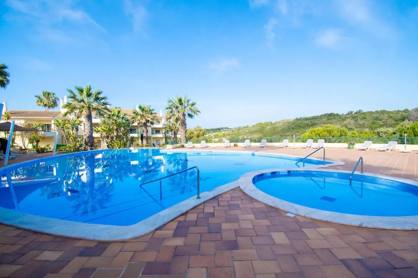 Holiday home 42 Presa Do Moura - Elegant 2-Bedroom Townhouse Carvoeiro
